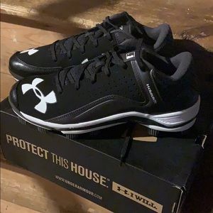 Under Armour Baseball Cleats